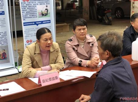 每一本卷宗都是漂亮答案——記廣西勤廉榜樣、梧州市紀(jì)委監(jiān)委第五監(jiān)督檢查室主任李世群