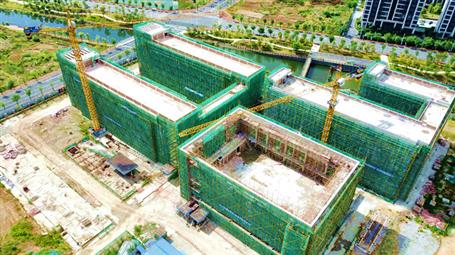 【奮戰(zhàn)三季度 打贏攻堅戰(zhàn)】柳州市明德小學(xué)2#、3#教學(xué)樓主體結(jié)構(gòu)通過驗收