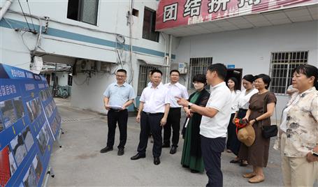 柳梧兩地政協(xié)聯(lián)合調(diào)研組考察柳北區(qū)危舊房改造項目